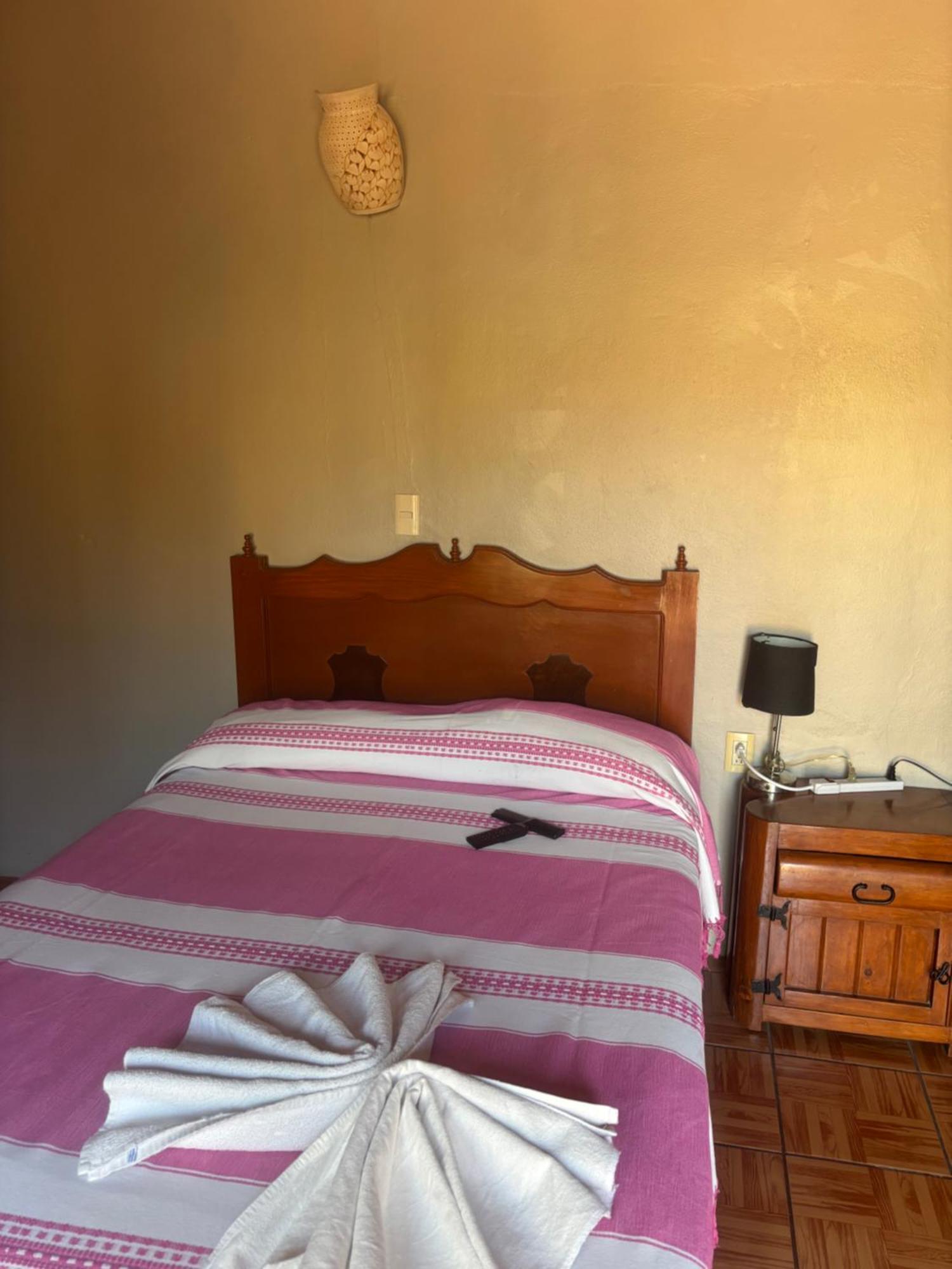 Hotel Posada "Mi Rosita" Oaxaca Экстерьер фото