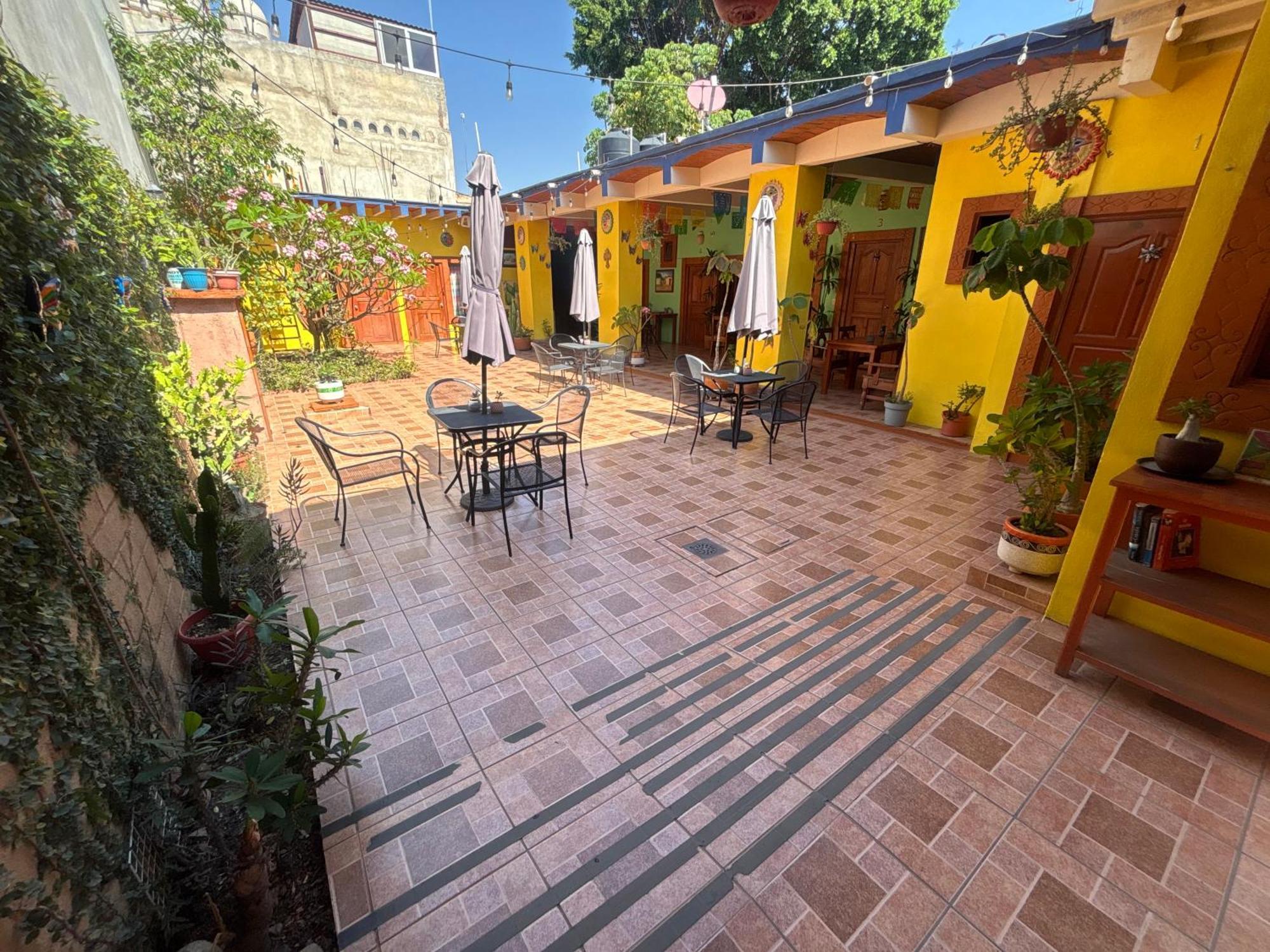 Hotel Posada "Mi Rosita" Oaxaca Экстерьер фото