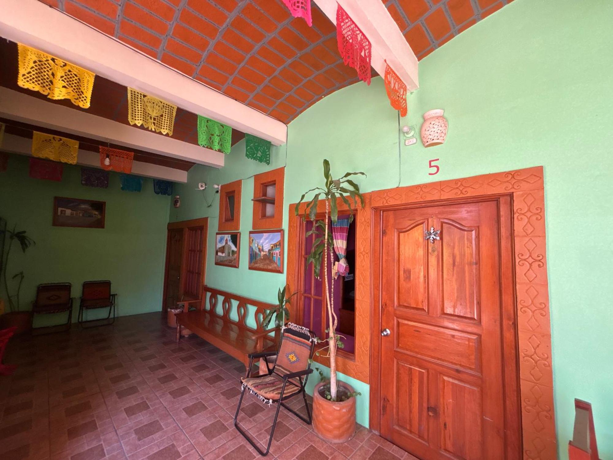 Hotel Posada "Mi Rosita" Oaxaca Экстерьер фото